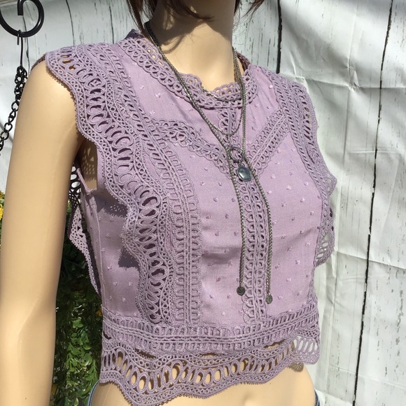 GORGEOUS DETAILED VIOLET CROP TOP - Picture 8 of 14